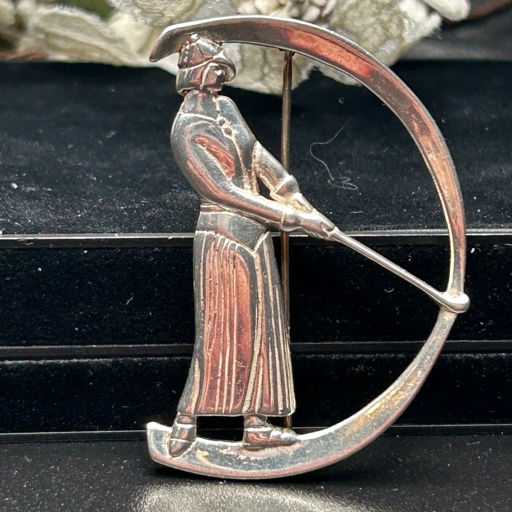 MFA‎ Museum of Fine Arts Lady Golfer Sterling Silver 925 Vintage Figural Brooch